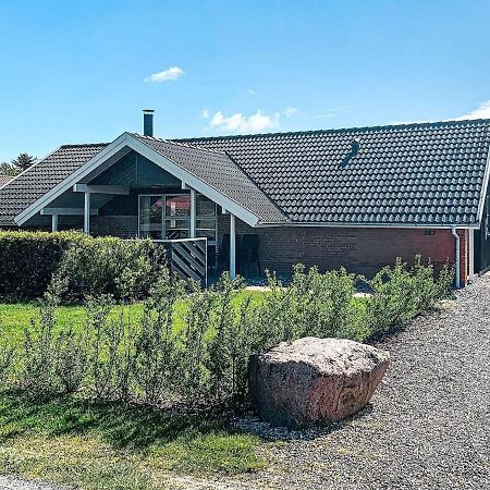 10 Person Holiday Home In Juelsminde Sonderby  Esterno foto