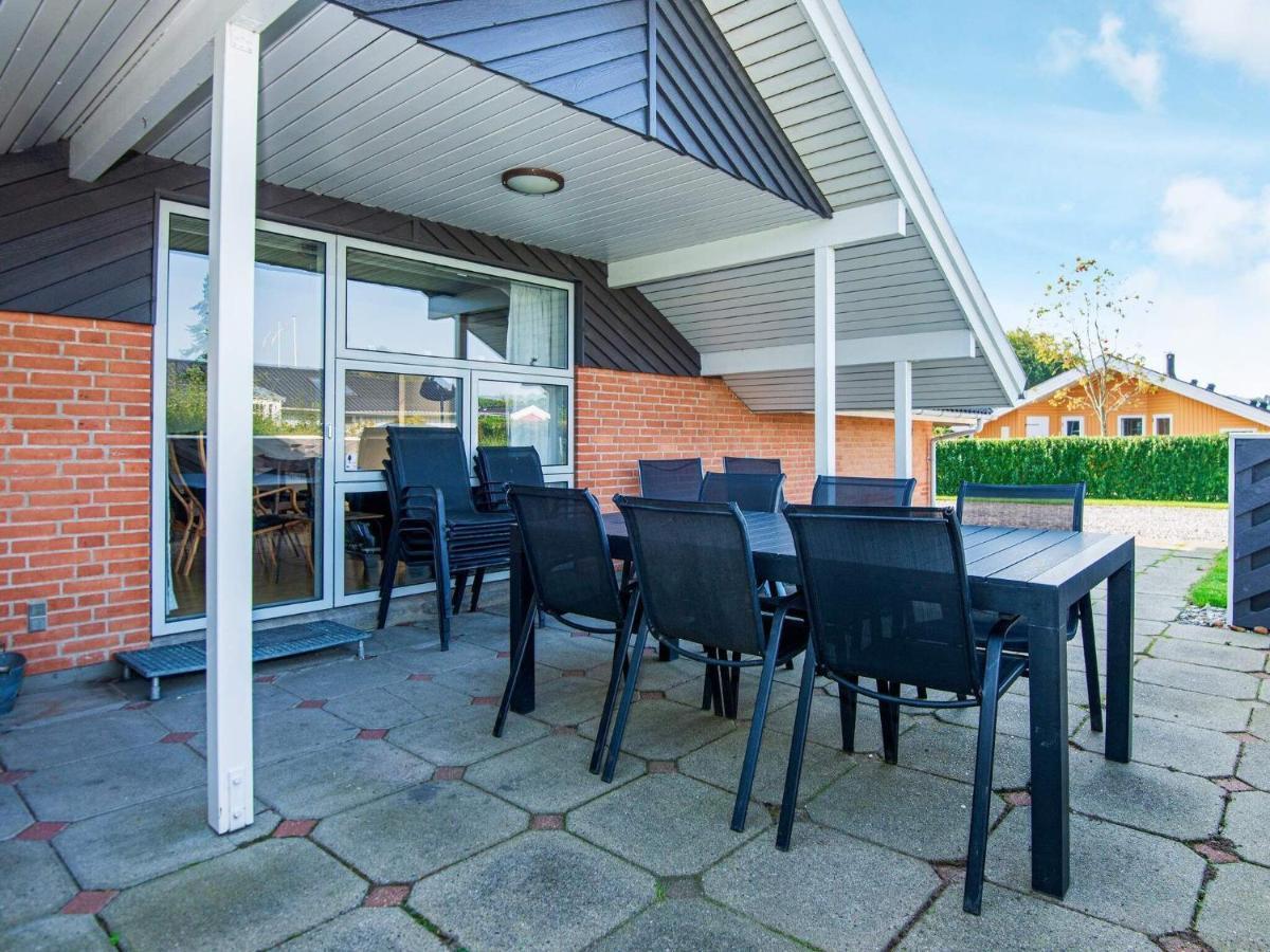 10 Person Holiday Home In Juelsminde Sonderby  Esterno foto