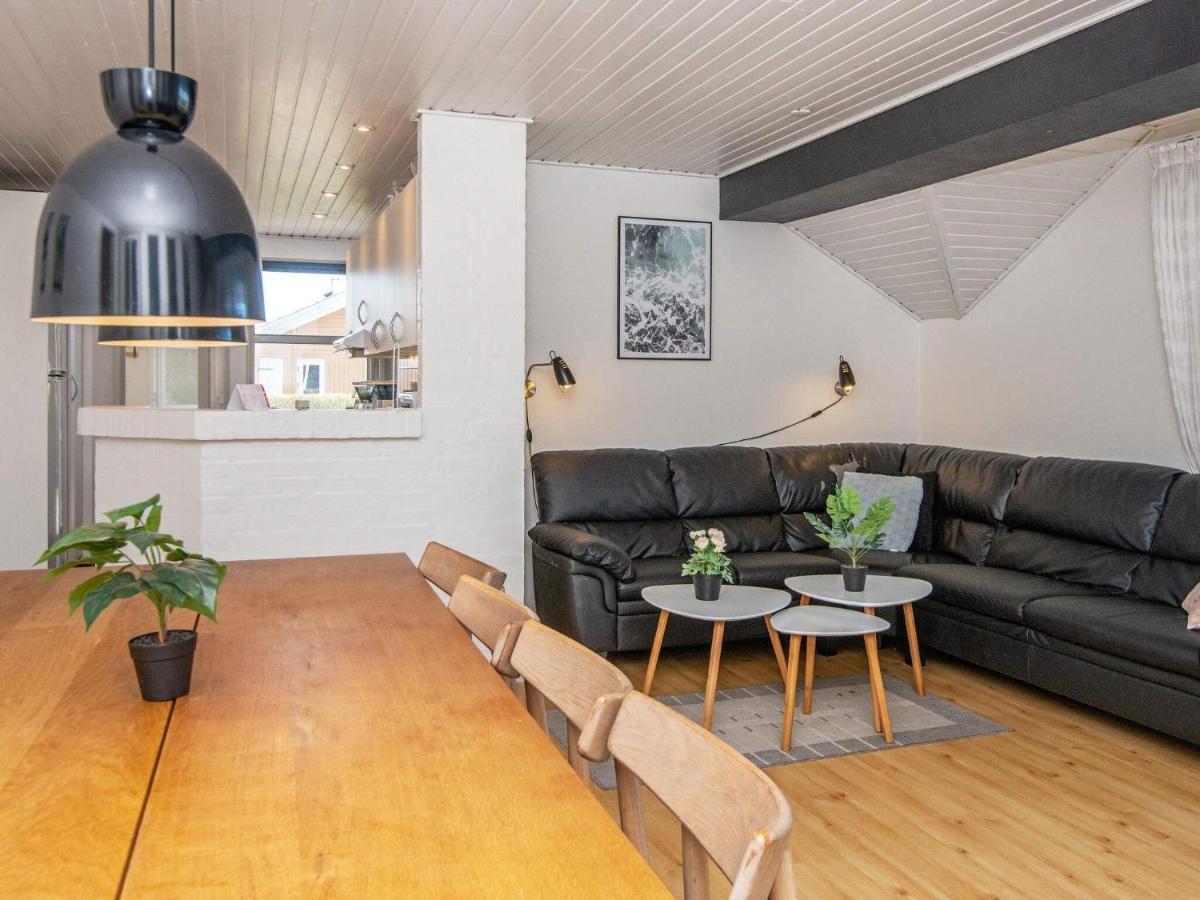 10 Person Holiday Home In Juelsminde Sonderby  Esterno foto