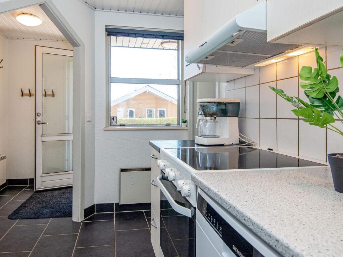 10 Person Holiday Home In Juelsminde Sonderby  Esterno foto